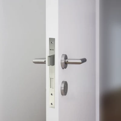 door hardware 17